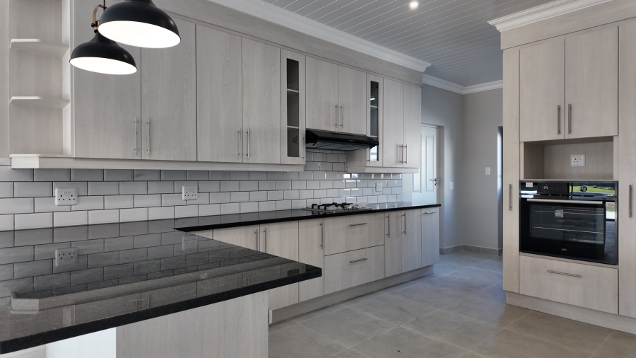 3 Bedroom Property for Sale in Stilbaai Wes Western Cape